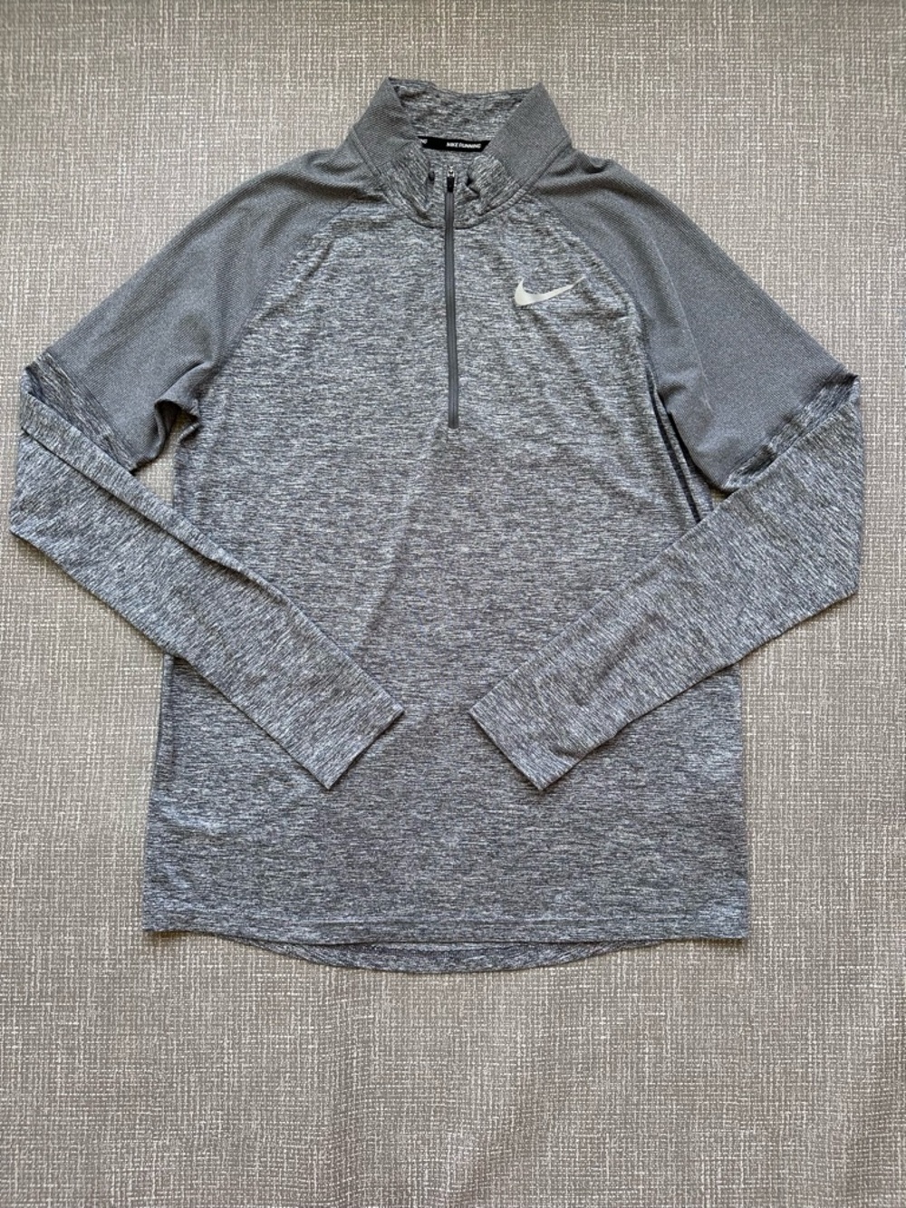 Nike Running Dri-FIT Men’s Sz M Gray Quarter Zip Long Sleeve Top Great Condition